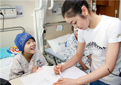 白血病的早期癥狀？白血病有什么癥狀？