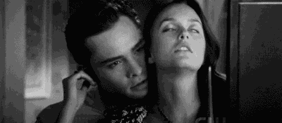 女人愛愛時為什么總是閉著眼睛？女人愛愛時在想什么