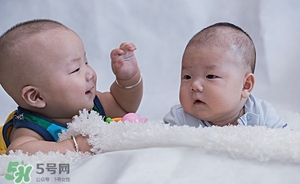 寶寶口吃怎么辦 寶寶口吃怎么回事 寶寶口吃怎么辦 寶寶口吃怎么回事