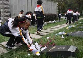 新墳掃墓什么時候？新墳掃墓的時間是什么時候？