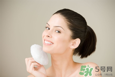 皮膚過敏可以洗熱水澡嗎？全身過敏能洗熱水澡嗎？