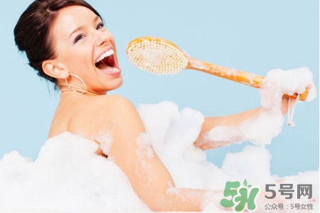 皮膚過敏可以洗熱水澡嗎？全身過敏能洗熱水澡嗎？