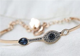 施華洛世奇惡魔之眼手鏈多少錢？施華洛世奇惡魔手鐲專柜價(jià)格