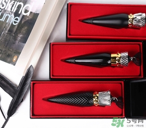 紅底鞋口紅是什么牌子？紅底鞋口紅試色