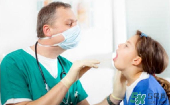 吃什么能治好喉嚨痛？喉嚨痛吃什么好得快？