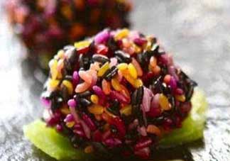 五色糯米飯用什么染？五色糯米飯怎么染？