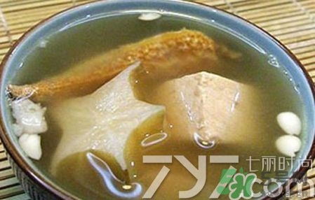 楊桃怎么吃 楊桃的吃法圖解 楊桃怎么吃 楊桃的吃法圖解