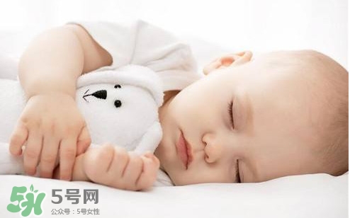 打鼾和枕頭有關(guān)系嗎？打鼾和枕頭有沒有關(guān)系