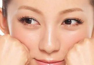 為什么臉上長(zhǎng)脂肪粒？臉上長(zhǎng)脂肪粒是什么原因