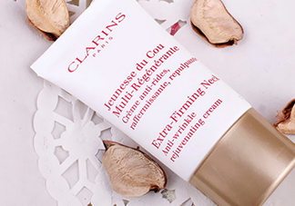 嬌韻詩(shī)是藥妝嗎？嬌韻詩(shī)是純植物的嗎？