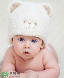 寶寶誤吃洗潔精了該怎么辦？寶寶不小心吃了洗潔精應該怎么辦？