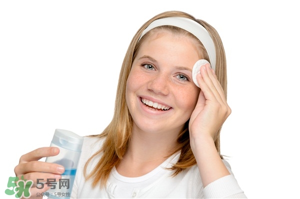 怎么看卸妝水好不好 怎么判斷卸妝水的好壞 怎么看卸妝水好不好 怎么判斷卸妝水的好壞