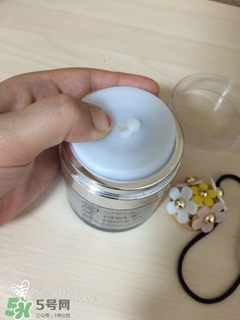 rodial頸霜怎么樣?rodial頸霜好用嗎? rodial頸霜怎么樣?rodial頸霜好用嗎?