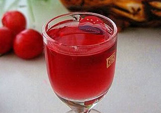 櫻桃酒葡萄酒合在一起好嗎？櫻桃酒和葡萄酒的區(qū)別