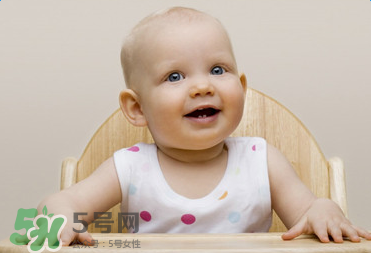 寶寶的眉毛剃掉后會變得更濃密嗎？ 寶寶眉毛剃掉的危害