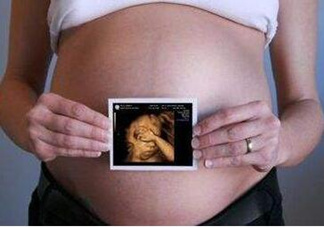 四維彩超能看出男女嗎？四維彩超能看清手指嗎？