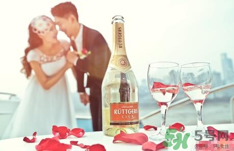 孕婦拍婚紗照可以化妝嗎？孕婦拍婚紗照注意事項(xiàng)