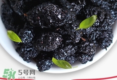 黑桑葚可以直接吃嗎?黑桑葚能直接吃嗎? 黑桑葚可以直接吃嗎?黑桑葚能直接吃嗎?