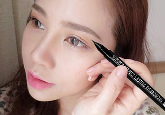 veecci唯資水眉筆怎么用？唯資水眉筆使用步驟