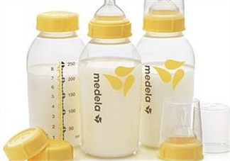 儲(chǔ)奶瓶好還是儲(chǔ)奶袋好？儲(chǔ)奶瓶和儲(chǔ)奶袋哪個(gè)好？