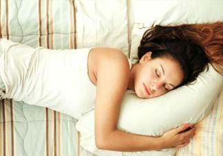 女人打鼾是什么原因？女人睡覺打鼾的原因