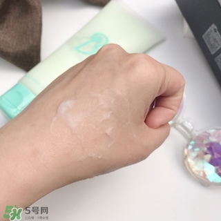 芭迪樂(lè)園身體乳怎么樣?芭迪樂(lè)園身體乳好用嗎? 芭迪樂(lè)園身體乳怎么樣?芭迪樂(lè)園身體乳好用嗎?