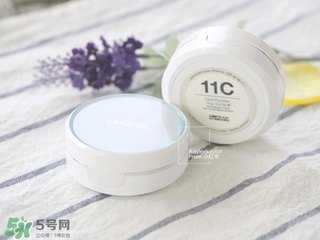 蘭芝小白光氣墊bb霜色號_蘭芝小白光氣墊bb霜試色圖 蘭芝小白光氣墊bb霜色號_蘭芝小白光氣墊bb霜試色圖