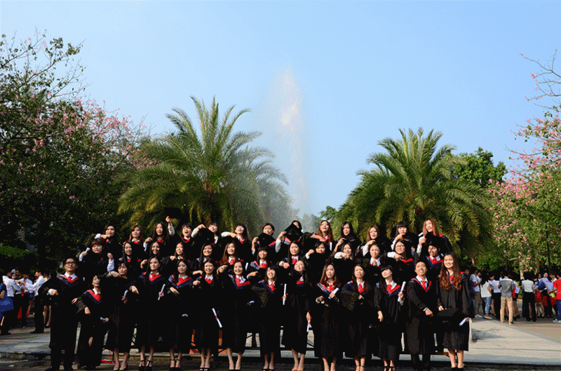 畢業(yè)照化什么妝好看 畢業(yè)季打造超上鏡的妝容 畢業(yè)照化什么妝好看 畢業(yè)季打造超上鏡的妝容