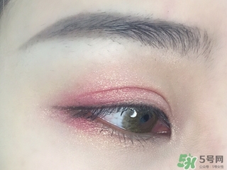 夏天畫什么顏色的眼影 夏季眼影搜羅與推薦 夏天畫什么顏色的眼影 夏季眼影搜羅與推薦