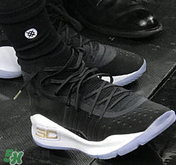 under armour curry4黑金怎么樣？庫里總決賽戰(zhàn)靴客場配色諜照曝光