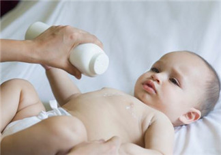 爽身粉對痱子有用嗎？爽身粉能預(yù)防痱子嗎？