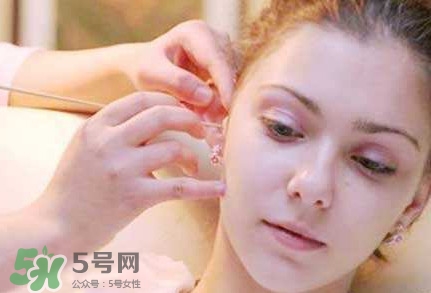 為什么掏耳朵會咳嗽？掏耳朵咳嗽是什么原因