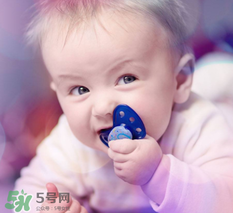 哄寶寶睡覺的順口溜 哄寶寶睡覺的口訣 哄寶寶睡覺的順口溜 哄寶寶睡覺的口訣