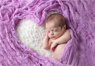 早產(chǎn)兒奶粉有必要嗎？早產(chǎn)兒可以吃普通奶粉嗎？