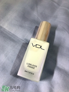 先用隔離霜還是防曬霜 先用防曬霜還是先用隔離霜 先用隔離霜還是防曬霜 先用防曬霜還是先用隔離霜