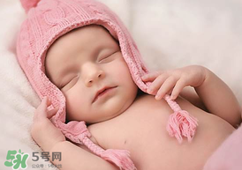 寶寶睡覺打鼾怎么回事？寶寶睡覺打鼾正常嗎？