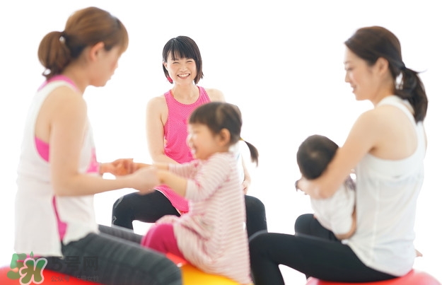 平衡球運(yùn)動(dòng)可以減肥嗎 最適合拿來(lái)當(dāng)作產(chǎn)后瘦身 平衡球運(yùn)動(dòng)可以減肥嗎 最適合拿來(lái)當(dāng)作產(chǎn)后瘦身