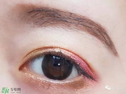 huda beauty玫瑰金眼影盤眼妝教程_試色圖 huda beauty玫瑰金眼影盤眼妝教程_試色圖