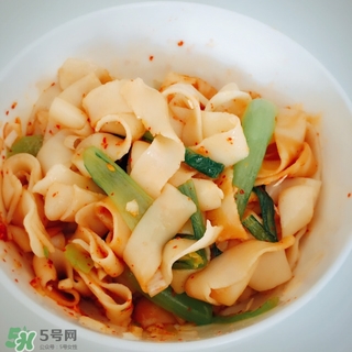 拌面怎么做簡(jiǎn)單又好吃 適合夏天吃的拌面推薦 拌面怎么做簡(jiǎn)單又好吃 適合夏天吃的拌面推薦