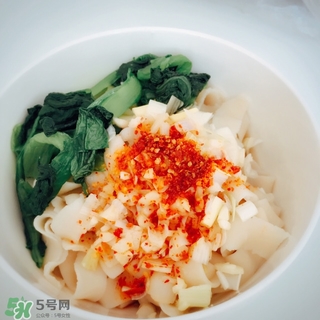 拌面怎么做簡(jiǎn)單又好吃 適合夏天吃的拌面推薦 拌面怎么做簡(jiǎn)單又好吃 適合夏天吃的拌面推薦