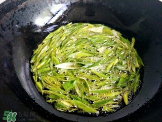 拌面怎么做簡(jiǎn)單又好吃 適合夏天吃的拌面推薦 拌面怎么做簡(jiǎn)單又好吃 適合夏天吃的拌面推薦