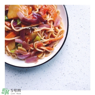 拌面怎么做簡(jiǎn)單又好吃 適合夏天吃的拌面推薦 拌面怎么做簡(jiǎn)單又好吃 適合夏天吃的拌面推薦