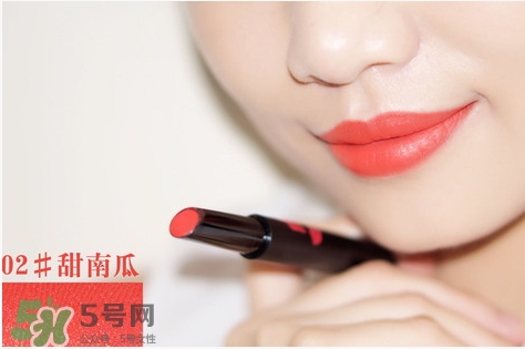 卡姿蘭嘀嗒唇膏和得鮮口紅哪個(gè)好? 卡姿蘭嘀嗒唇膏和得鮮口紅哪個(gè)好?