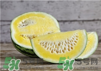 黃瓤西瓜孕婦可以吃嗎?黃西瓜是轉(zhuǎn)基因的嗎? 黃瓤西瓜孕婦可以吃嗎?黃西瓜是轉(zhuǎn)基因的嗎?