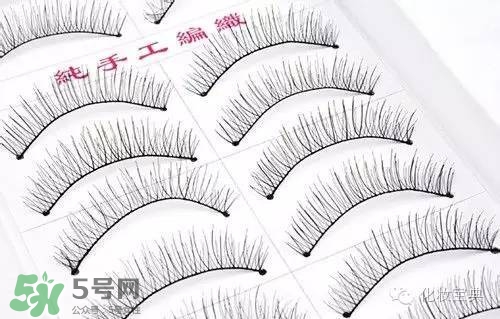 假睫毛怎么貼?假睫毛的貼法 假睫毛怎么貼?假睫毛的貼法