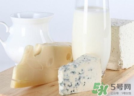 純牛奶什么時(shí)候喝最好？純牛奶哪個(gè)牌子好