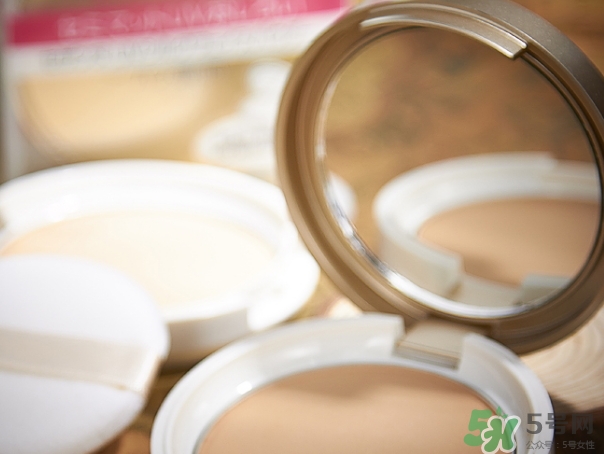 cezanne倩麗蜜粉餅怎么樣？倩麗粉餅色號試色