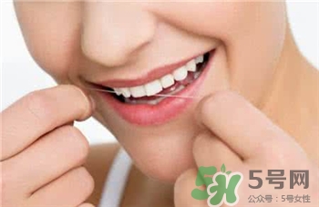 牙線怎么用?牙線的使用方法 牙線怎么用?牙線的使用方法