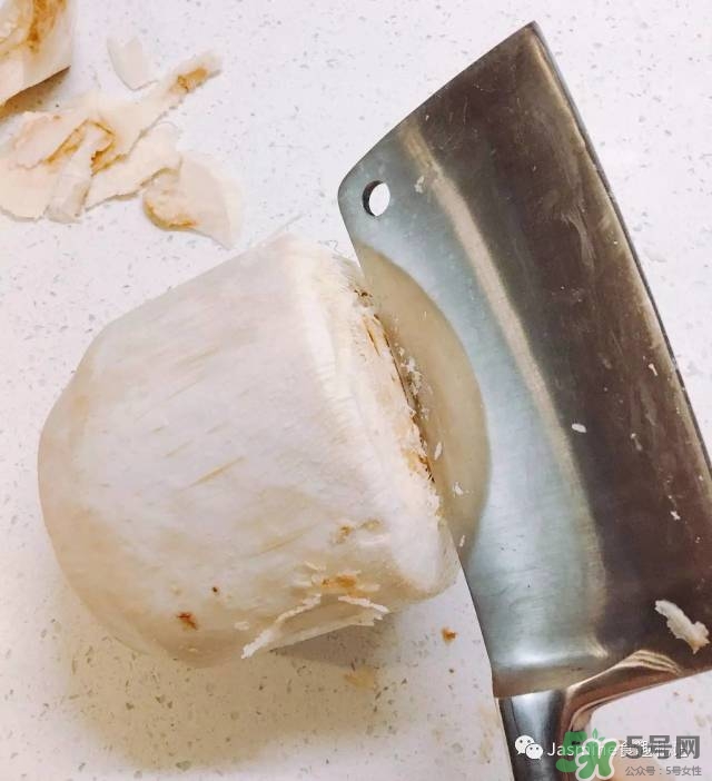 椰青怎么打開(kāi)圖解 椰青怎么打開(kāi)吃椰肉 椰青怎么打開(kāi)圖解 椰青怎么打開(kāi)吃椰肉