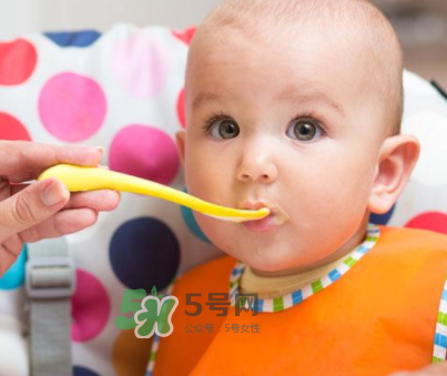寶寶沒長牙能吃面條嗎？寶寶沒長牙能不能喂面條？